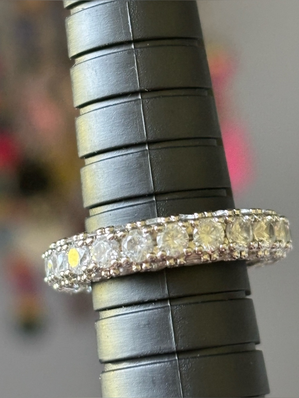 Silver ring - Picture 2 of 5